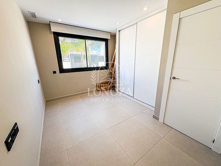 Vrijstaande villa in La Finca Golf, Algorfa