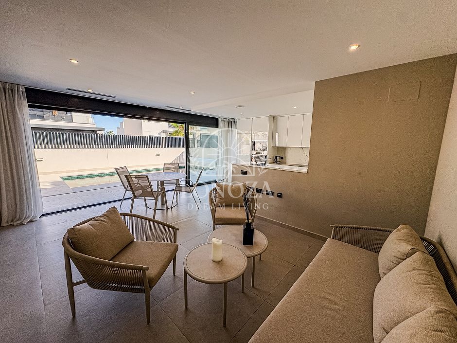 Vrijstaande villa in La Finca Golf, Algorfa