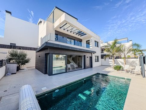 Vrijstaande villa in La Finca Golf, Algorfa