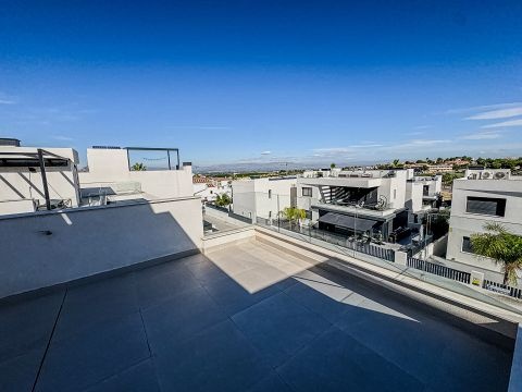 Vrijstaande villa in La Finca Golf, Algorfa