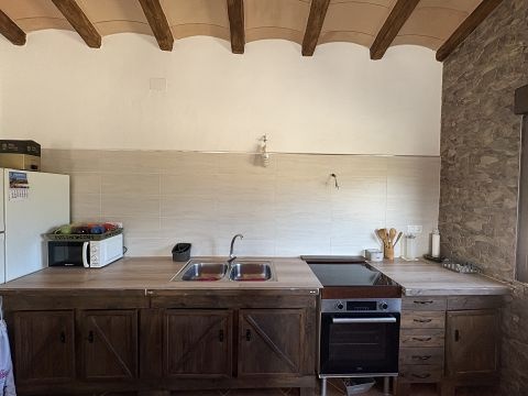 Geweldig landhuis met zwembad in Sax