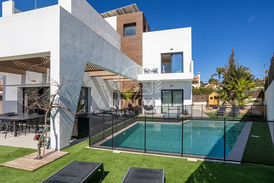 Ruime villa op een toplocatie in Ciudad Quesada