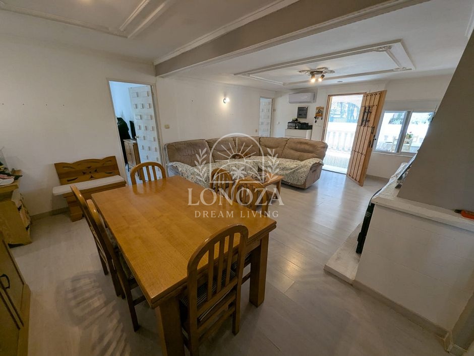 Country House in Sax