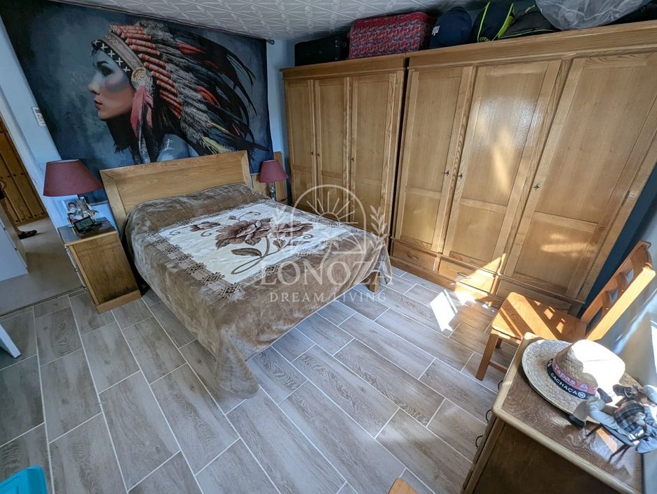 Country House in Sax