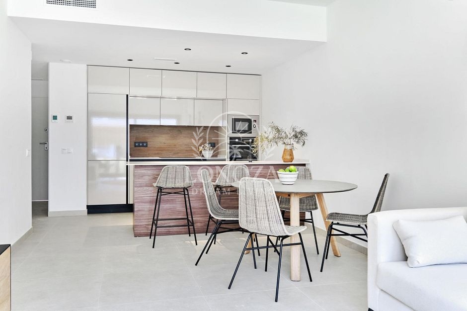 Nieuwbouwappartementen in Torrevieja (250m van het strand)